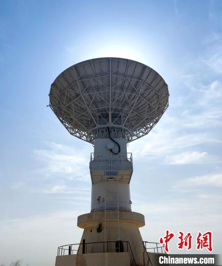 中國電科研制的測控系統(tǒng)?！≈袊娍?供圖