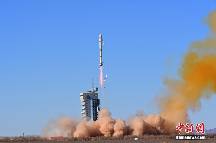 北京時間2023年11月16日11時55分，我國在酒泉衛星發射中心使用長征二號丙運載火箭，成功將新一代海洋水色觀測衛星發射升空，衛星順利進入預定軌道，發射任務獲得圓滿成功。此次任務是長征系列運載火箭第497次飛行。汪江波 攝