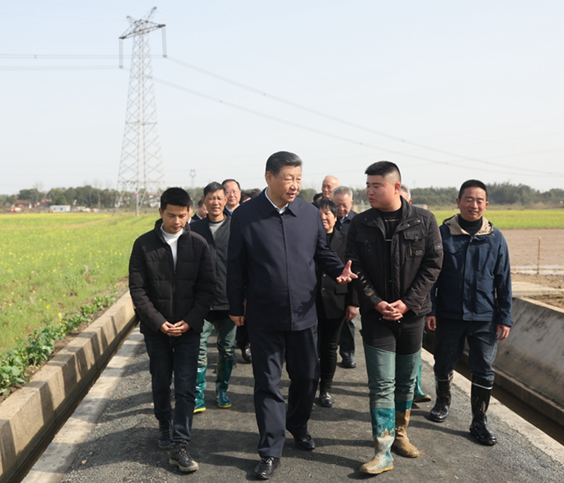 2024年3月19日，習近平總書記在湖南常德港中坪村考察。