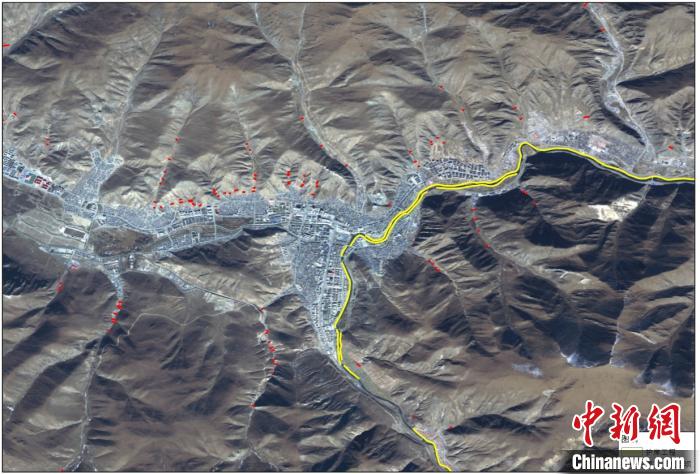 玉樹(shù)災(zāi)后重建區(qū)地質(zhì)災(zāi)害治理工程和防洪工程監(jiān)測(cè)結(jié)果。中科院空天院 供圖